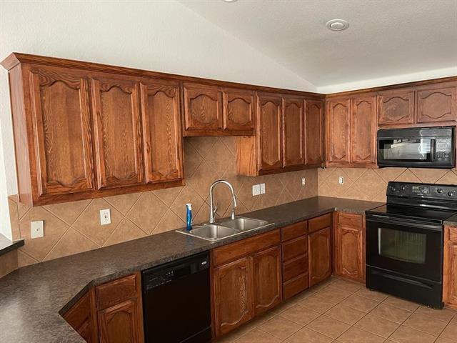 Foto del edificio - 6324 Geneva Ln