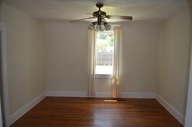 Building Photo - 3735 Western Branch Blvd