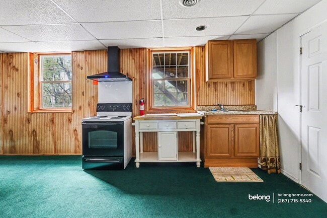 Foto del edificio - 418a McFarlan Rd