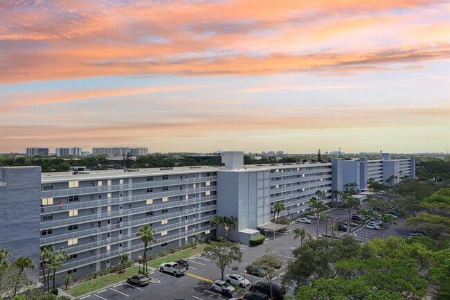 Foto del edificio - 5700 NW 2nd Ave