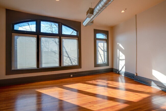 Foto del edificio - Spacious Newport Loft