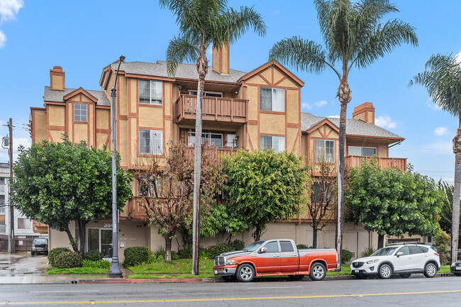 Building Photo - 384 Redondo Ave