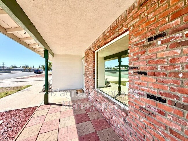 Foto del edificio - 27961 Winged Foot Dr