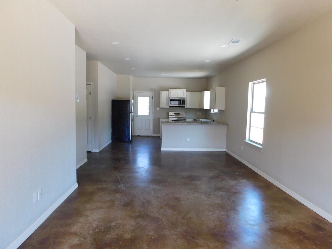 Foto principal - 2700 Tulsa St