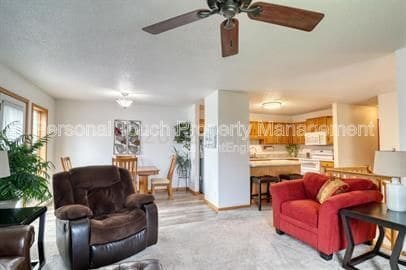 Building Photo - 19 Prairiewood Xing S