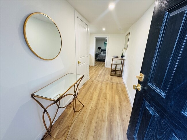 Building Photo - 4716 Siegel St