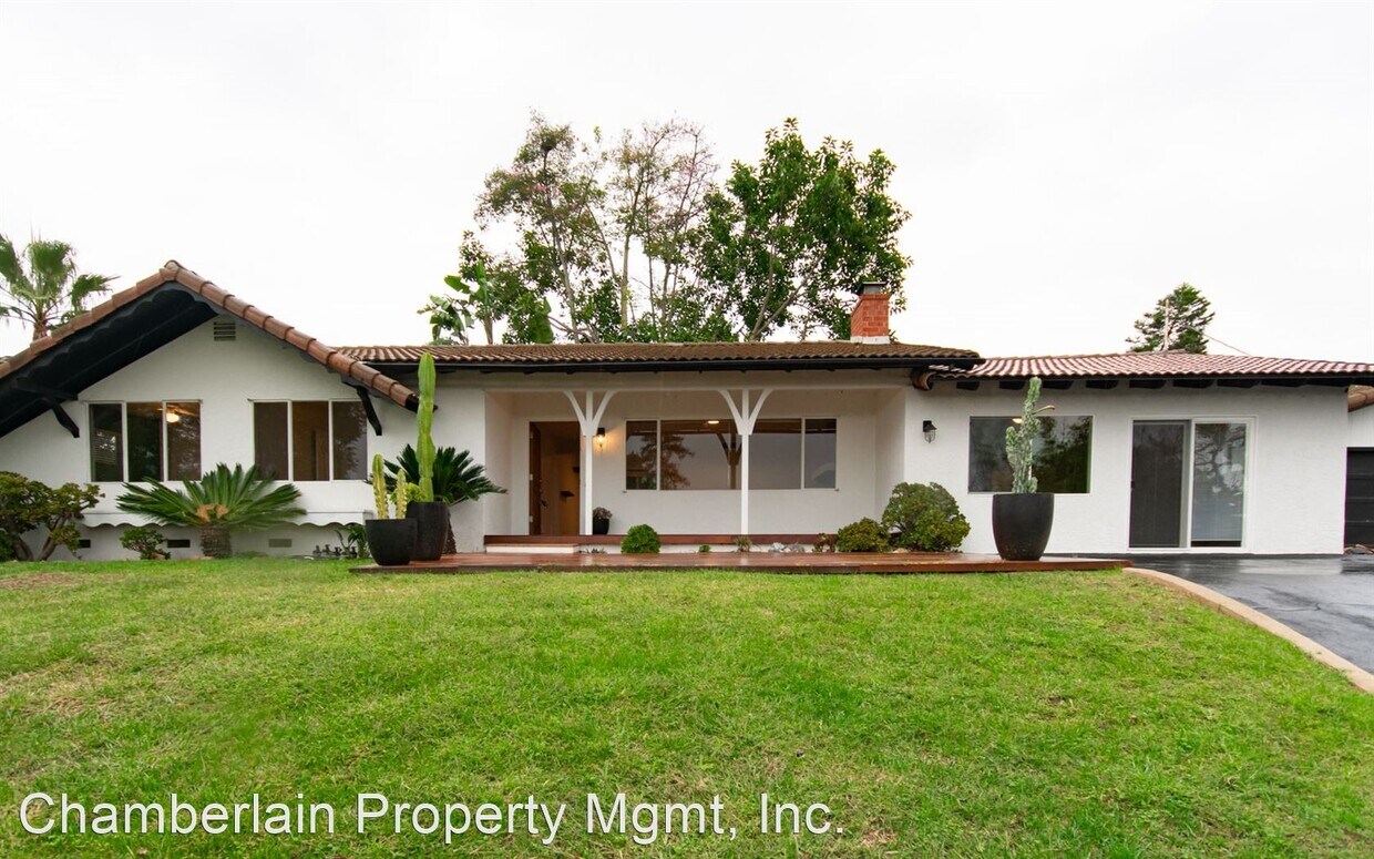 Foto principal - 3 br, 2 bath House - 944 Barsby St