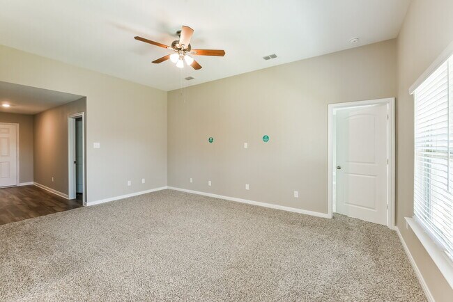 Foto del edificio - 8500 Buck Mountain Pass