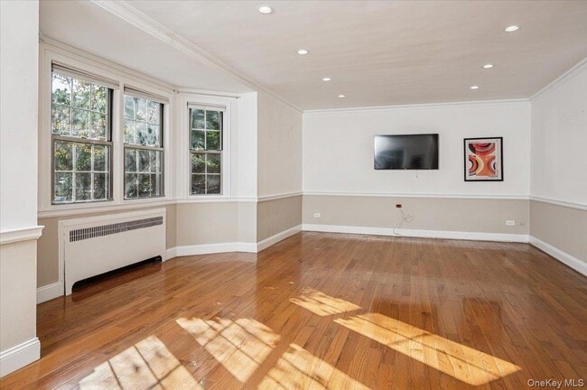 Building Photo - 3 Campus Pl