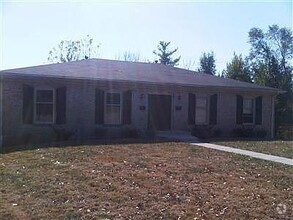 Building Photo - 3445 Malabu Cir