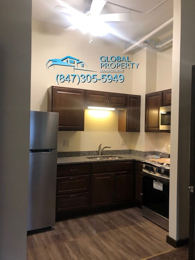 Building Photo - 6309 27th Ave