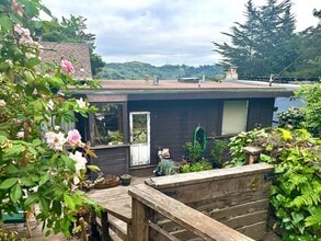 Building Photo - 4 Rochdale Way