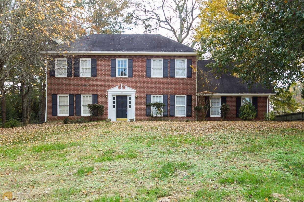 Primary Photo - 1800 Sacketts Dr