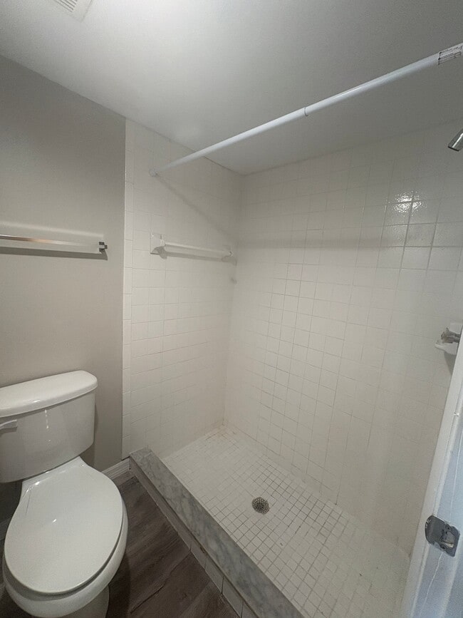 Foto del edificio - 706 SE 13th Ct