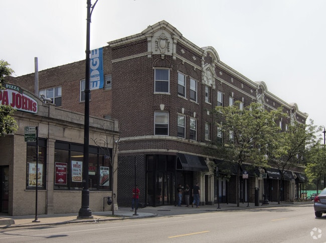 Building Photo - 6351 N Lakewood Ave