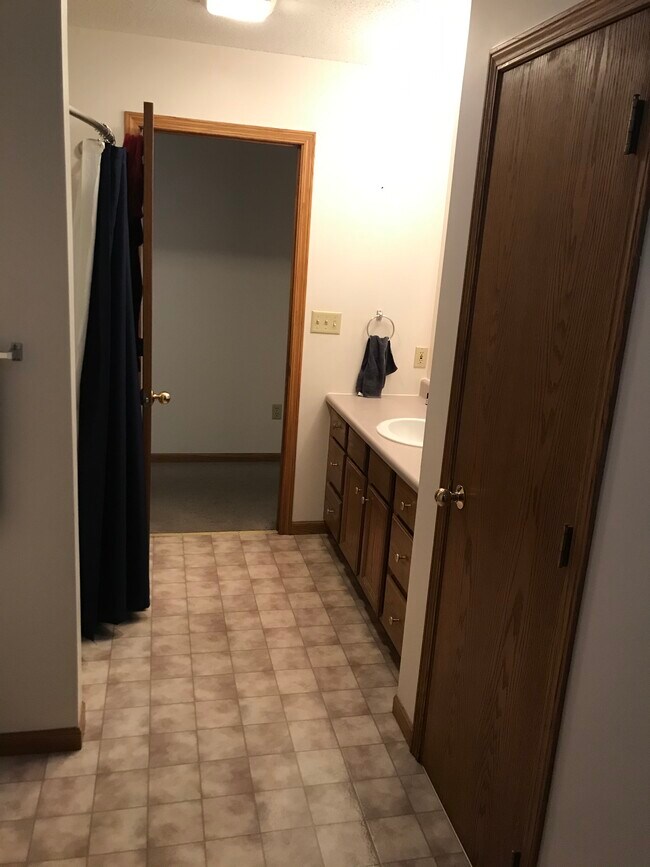 1726 Volga Dr, Hays, KS 67601 Townhome Rentals in Hays KS