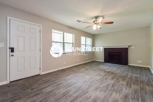 Foto del edificio - 3 Bedroom Pet-Friendly Home in Snellville, GA with Main Street Renewal