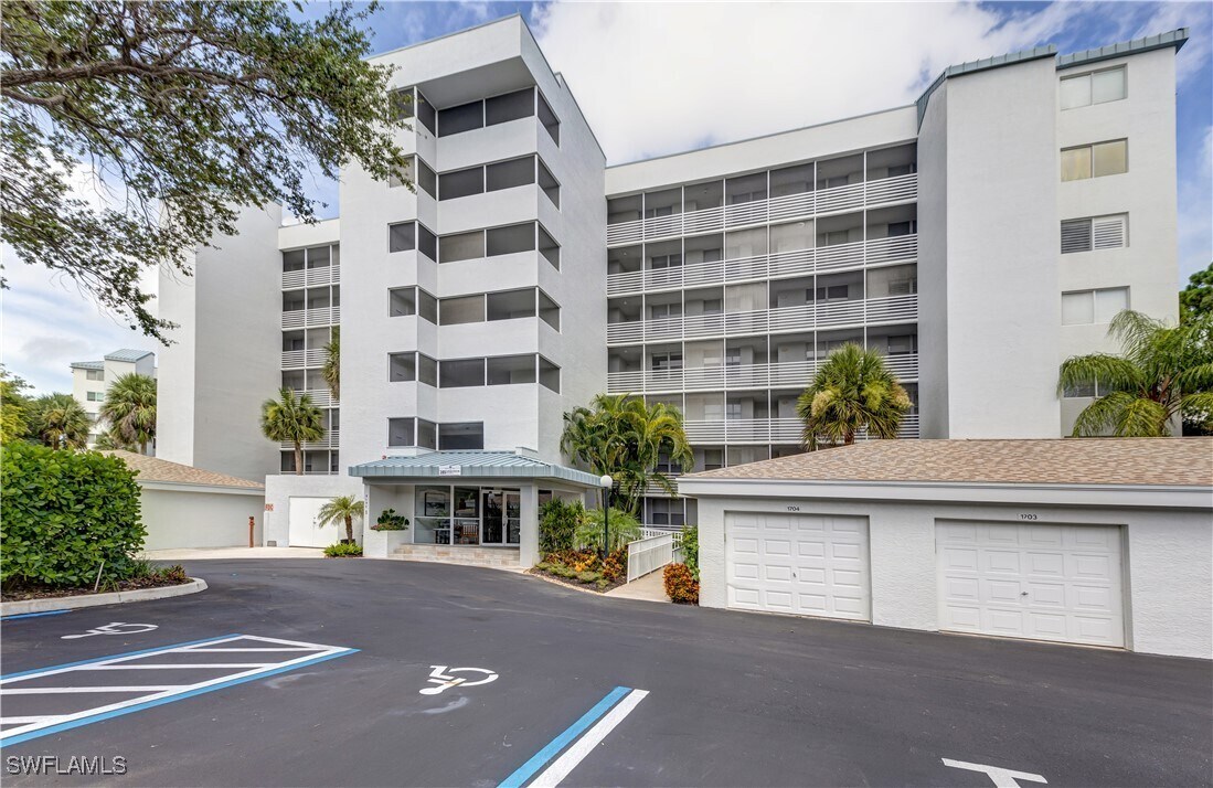 Foto principal - 285 Naples Cove Dr