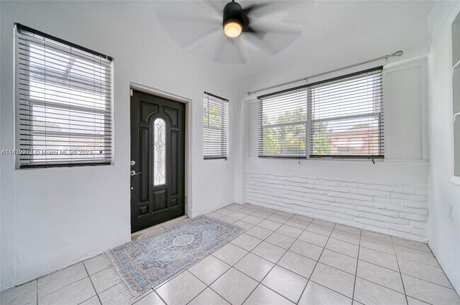 Building Photo - 89 NW 110th St