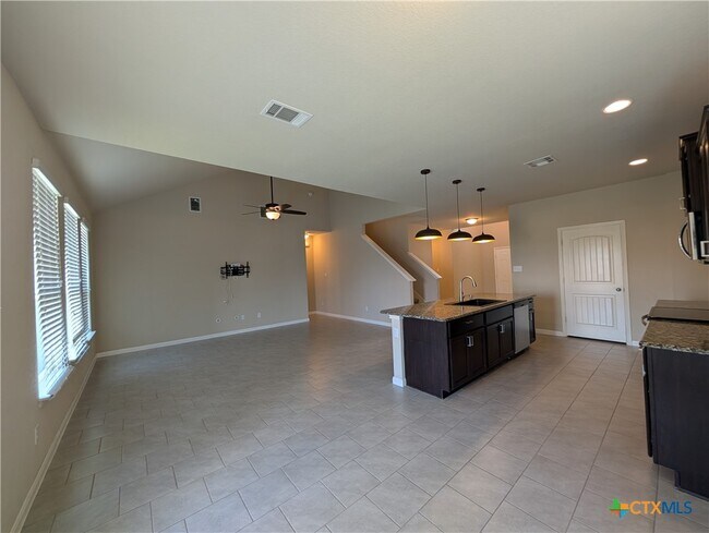 Building Photo - 2203 Flintshire Dr