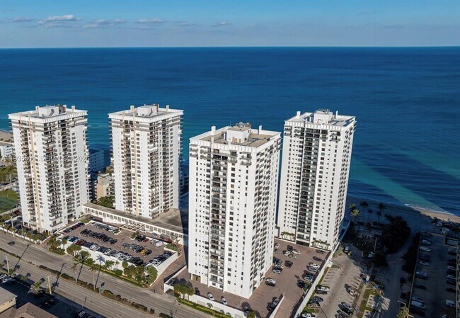 Foto del edificio - 2101 S Ocean Dr