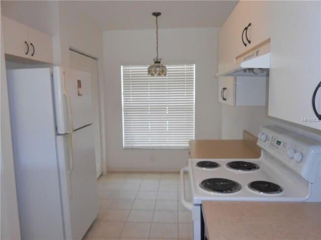 Building Photo - 19385 Water Oak Dr