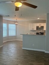 Building Photo - 12035 Duane St