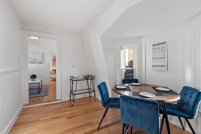 Foto del edificio - 54 Bonair St