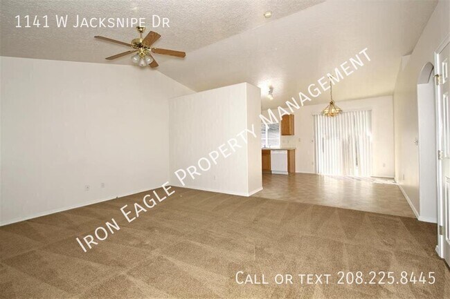 Foto del edificio - 1141 W Jacksnipe Dr