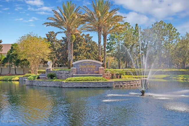 Foto del edificio - 7990 Baymeadows Cir E