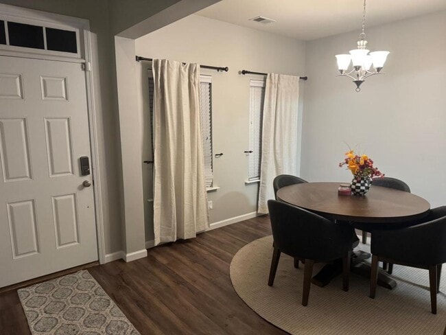 Foto del edificio - 316 O'Hara Dr