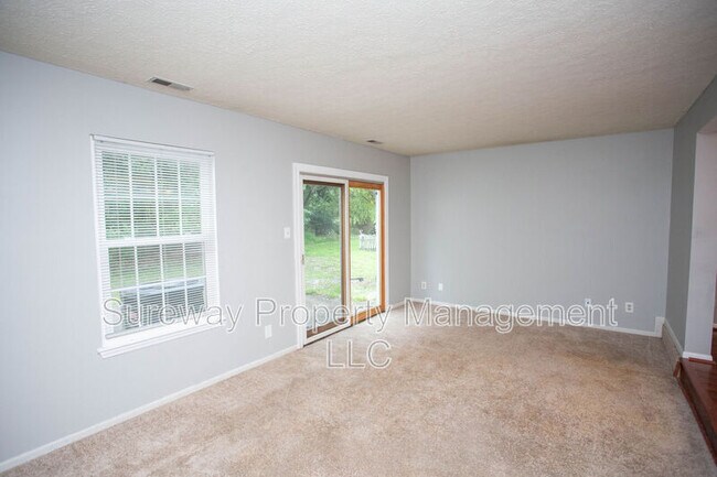 Foto del edificio - 38 Dorchester Cir