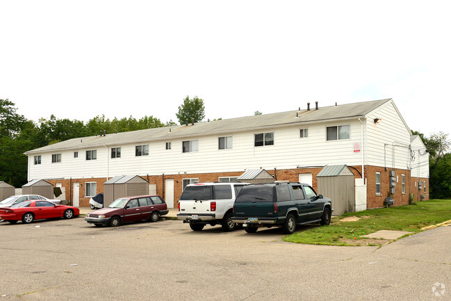 Building Photo - Burney View