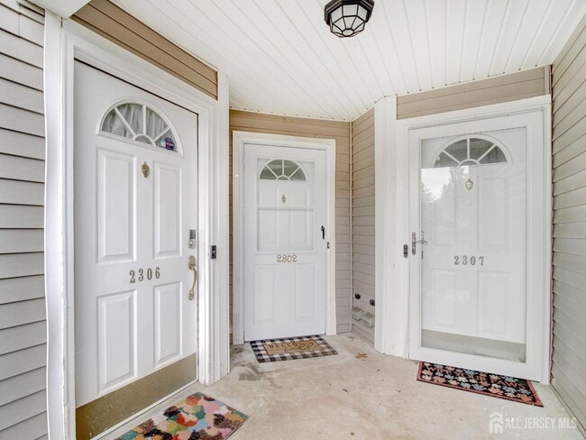 Building Photo - 2302 Timber Ridge Ct
