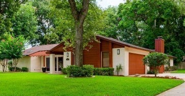 Primary Photo - 319 River Bluff Dr