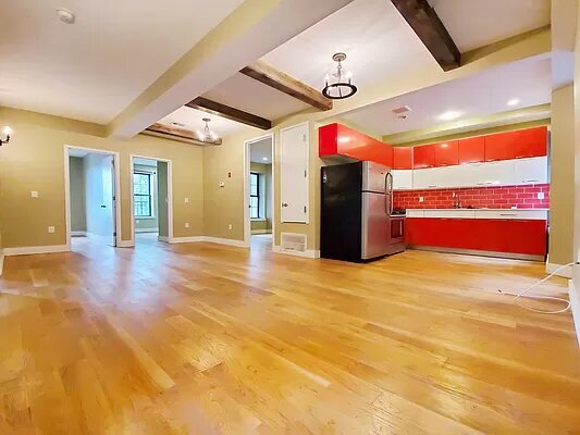 Primary Photo - 277 Halsey St