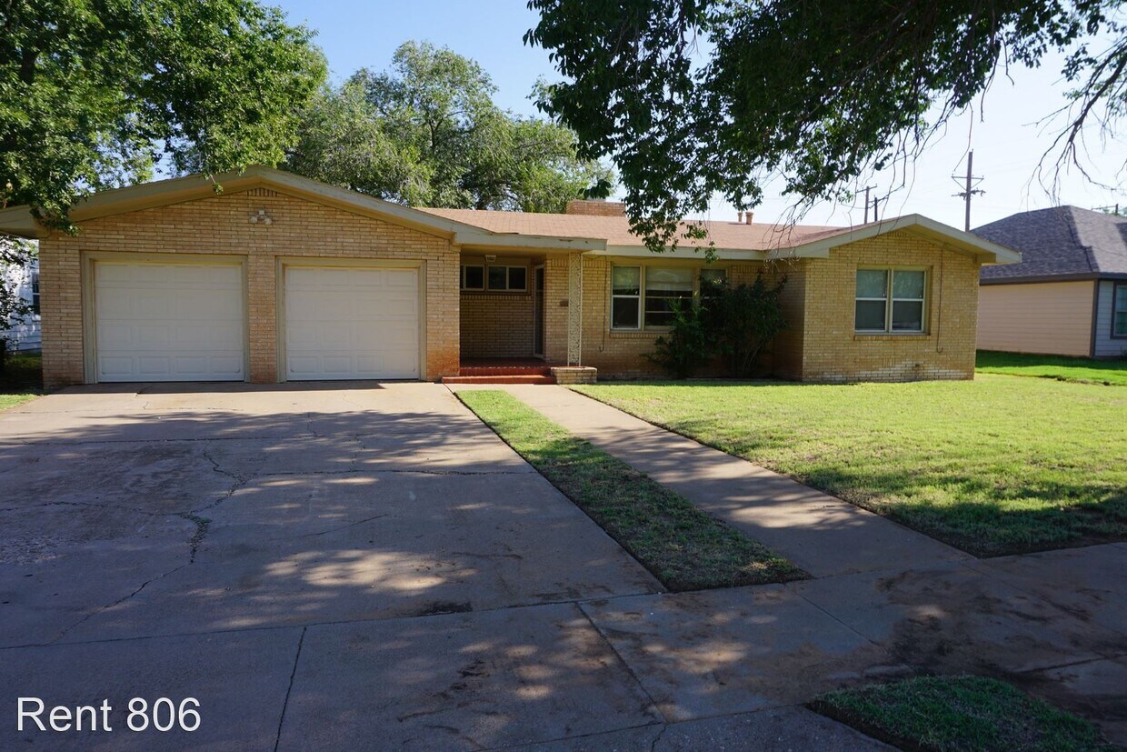 Foto principal - 2 br, 2 bath House - 2106 17TH