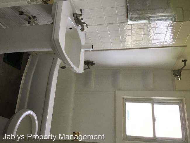 Foto del edificio - 3 br, 1 bath House - 4505 Clark St