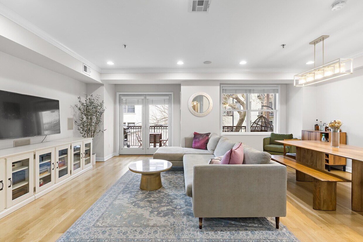 Foto principal - 78 Monroe St