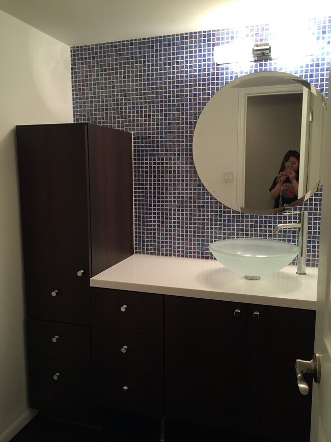 half bath on the 1st level - 1904 Winterport Cluster
