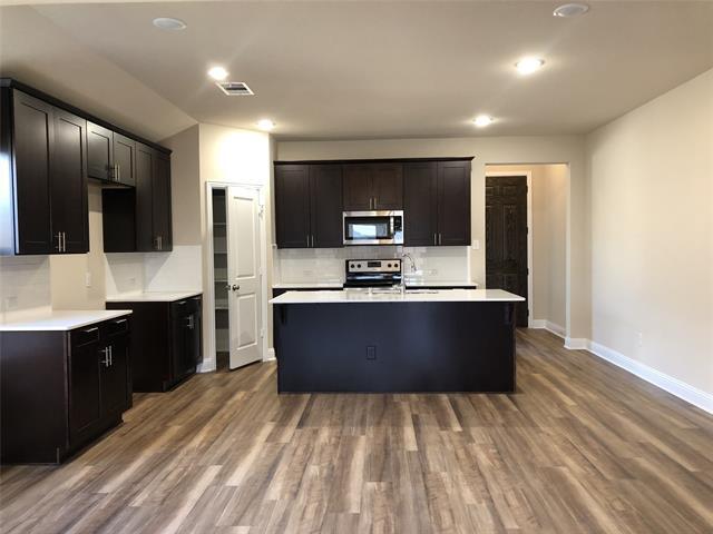 Foto del edificio - 2129 Silsbee Ct