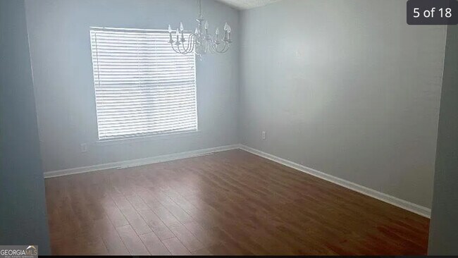 Foto del edificio - 2361 Cove Lake Way
