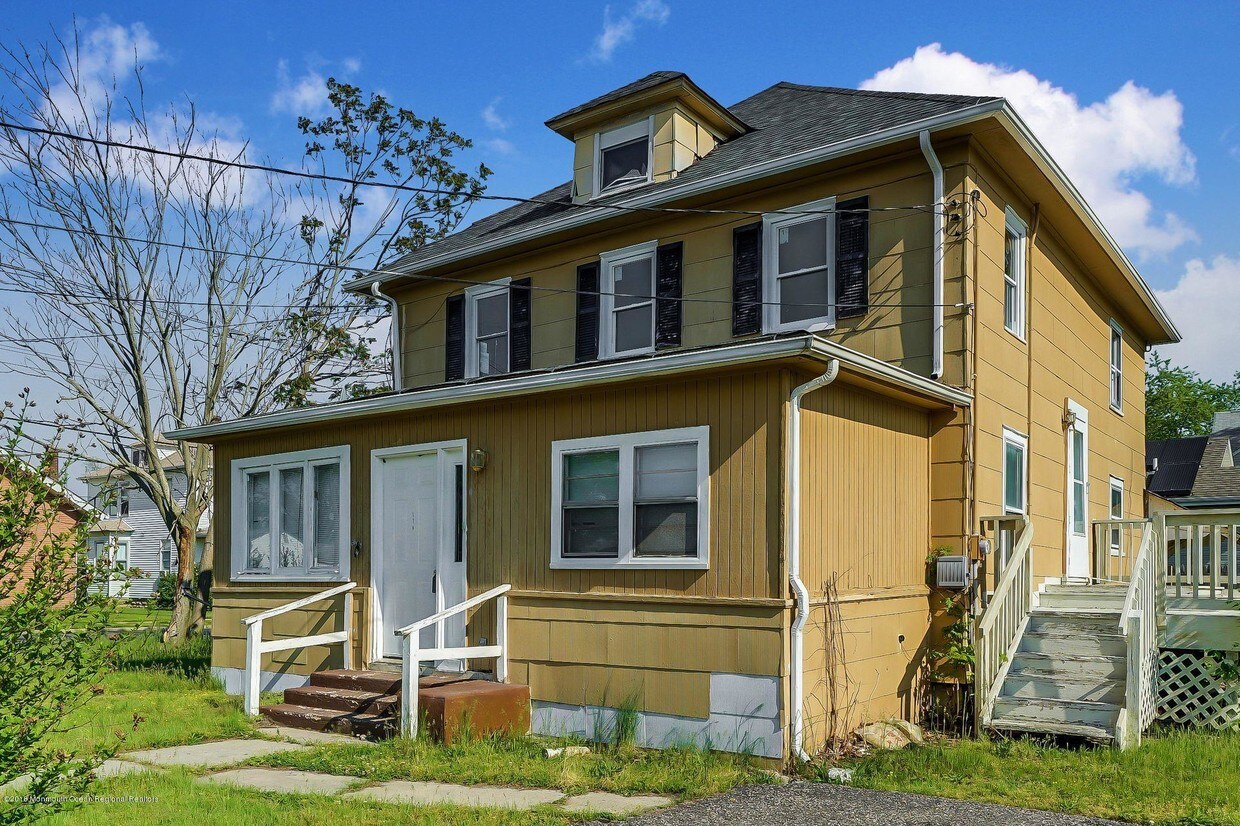Foto principal - 119 Pine St
