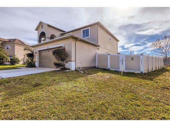 Building Photo - 335 Aldershot Ct