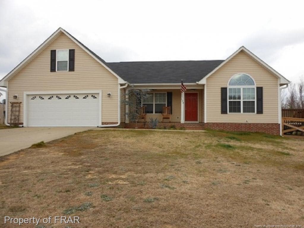 122 Eisenhower Dr, Raeford, NC 28376 House for Rent in Raeford, NC