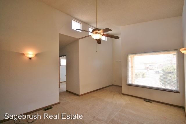 Building Photo - 3 br, 2 bath House - 1436 Brentwood Dr.