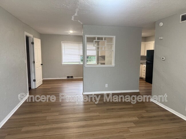 Building Photo - 5117 NW 47th St