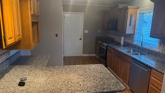 Building Photo - 6001 Tabiatha Ln