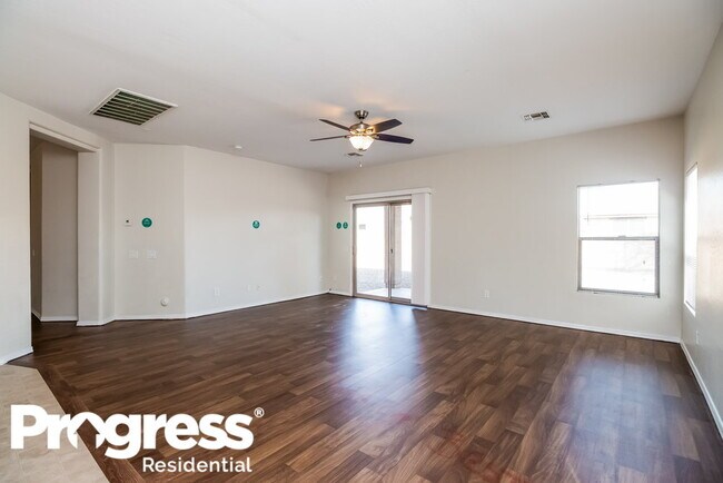 Building Photo - 5202 W Apollo Rd