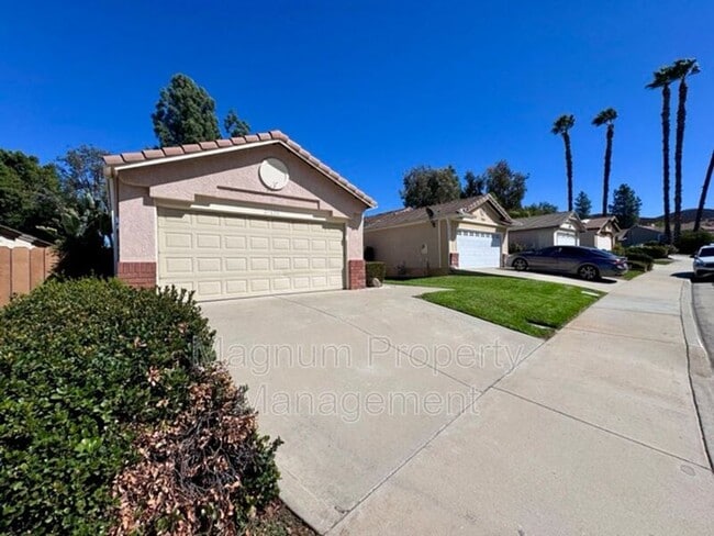 Foto del edificio - 27806 Hillpointe Dr